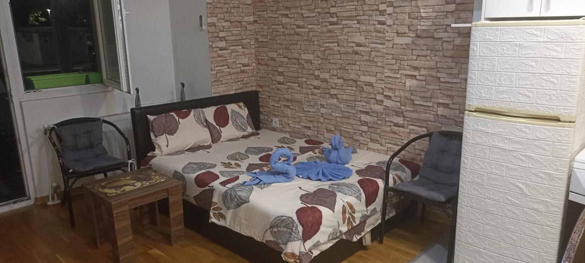 Wonderful Studio Apartment In Skopje Center Exterior photo